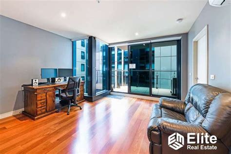 2 Bedroom Properties For Sale in Melbourne (CBD), VIC 3000.